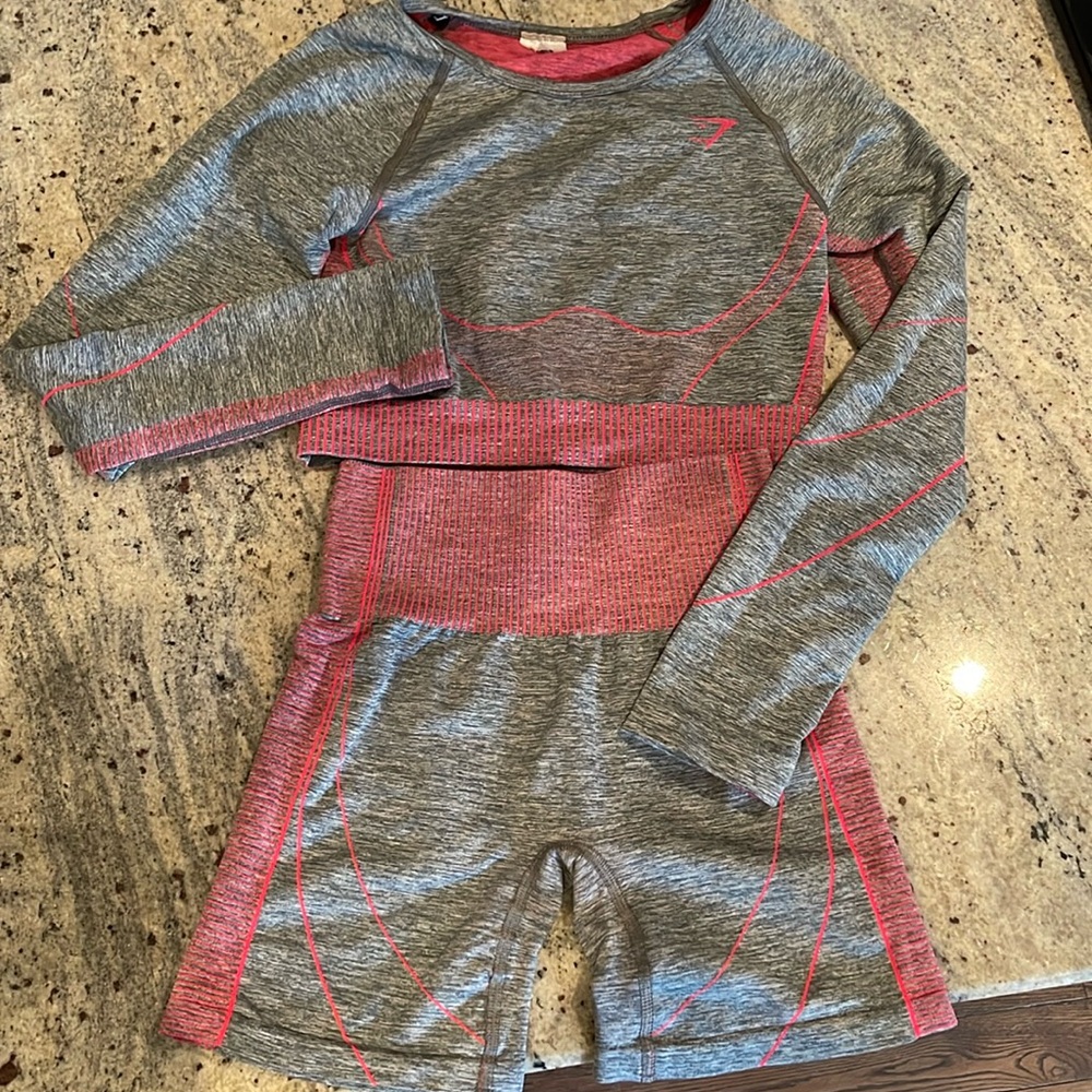 Gymshark short and cropped long sleeve set